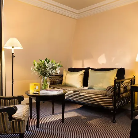 Hotel La D'estrées - Saint-germain 4*