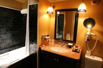 La D'estrees - Saint-germain